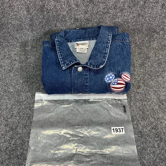 Vintage Walt Disney World Denim Jacket Mickey Mouse USA Flag Embroidered Adult M